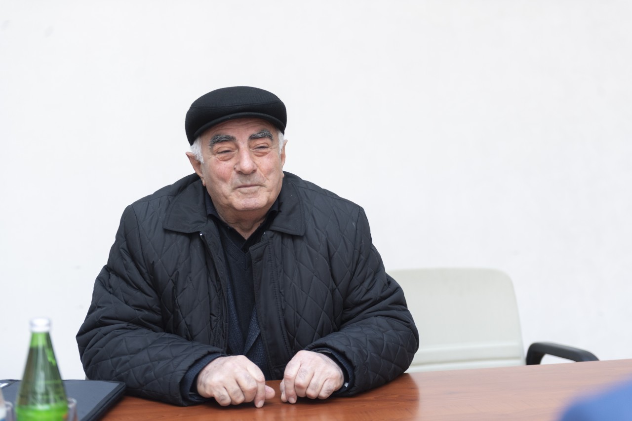 Nazir Oğuzda vətəndaşların müraciətlərini dinlədi - FOTOLAR