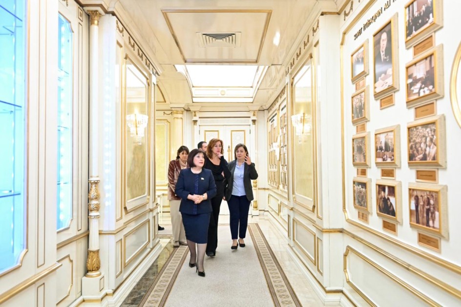 Sahibə Qafarova ispaniyalı həmkarı ilə görüşdü - FOTOLAR