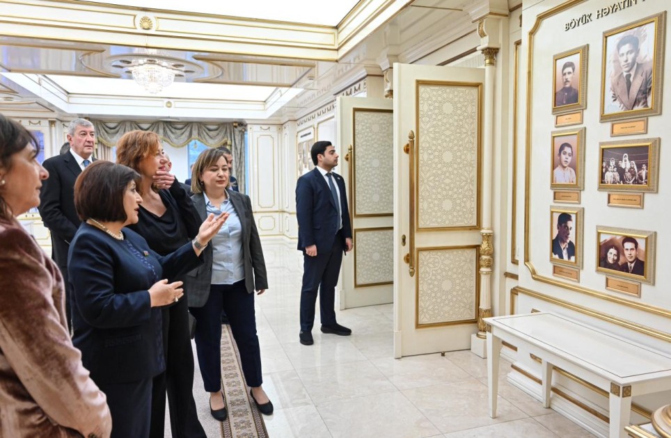 Sahibə Qafarova ispaniyalı həmkarı ilə görüşdü - FOTOLAR