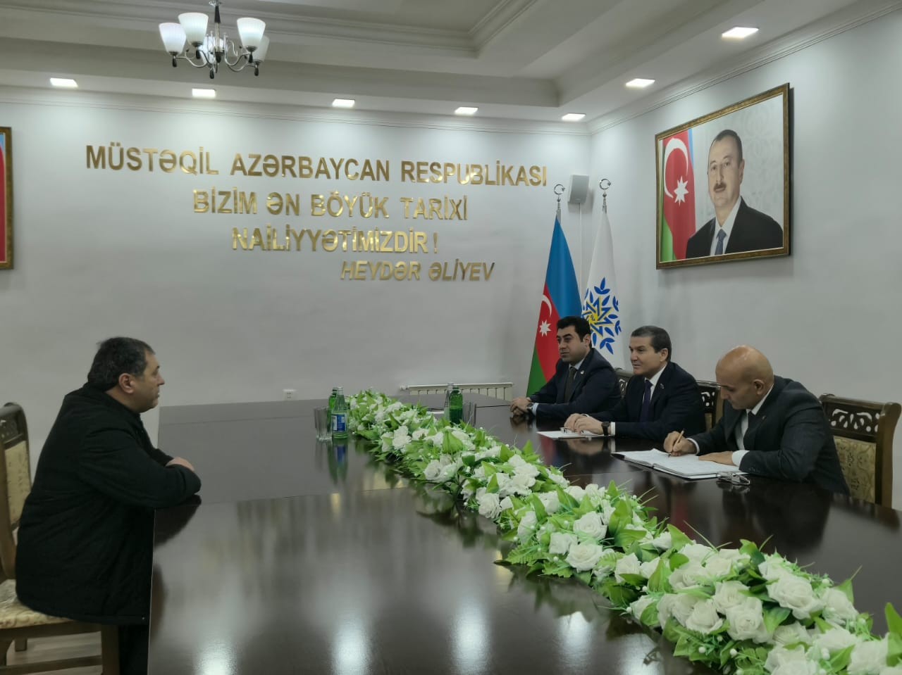 Deputat Bədəl Bədəlov seçiciləri ilə görüşdü - FOTOLAR