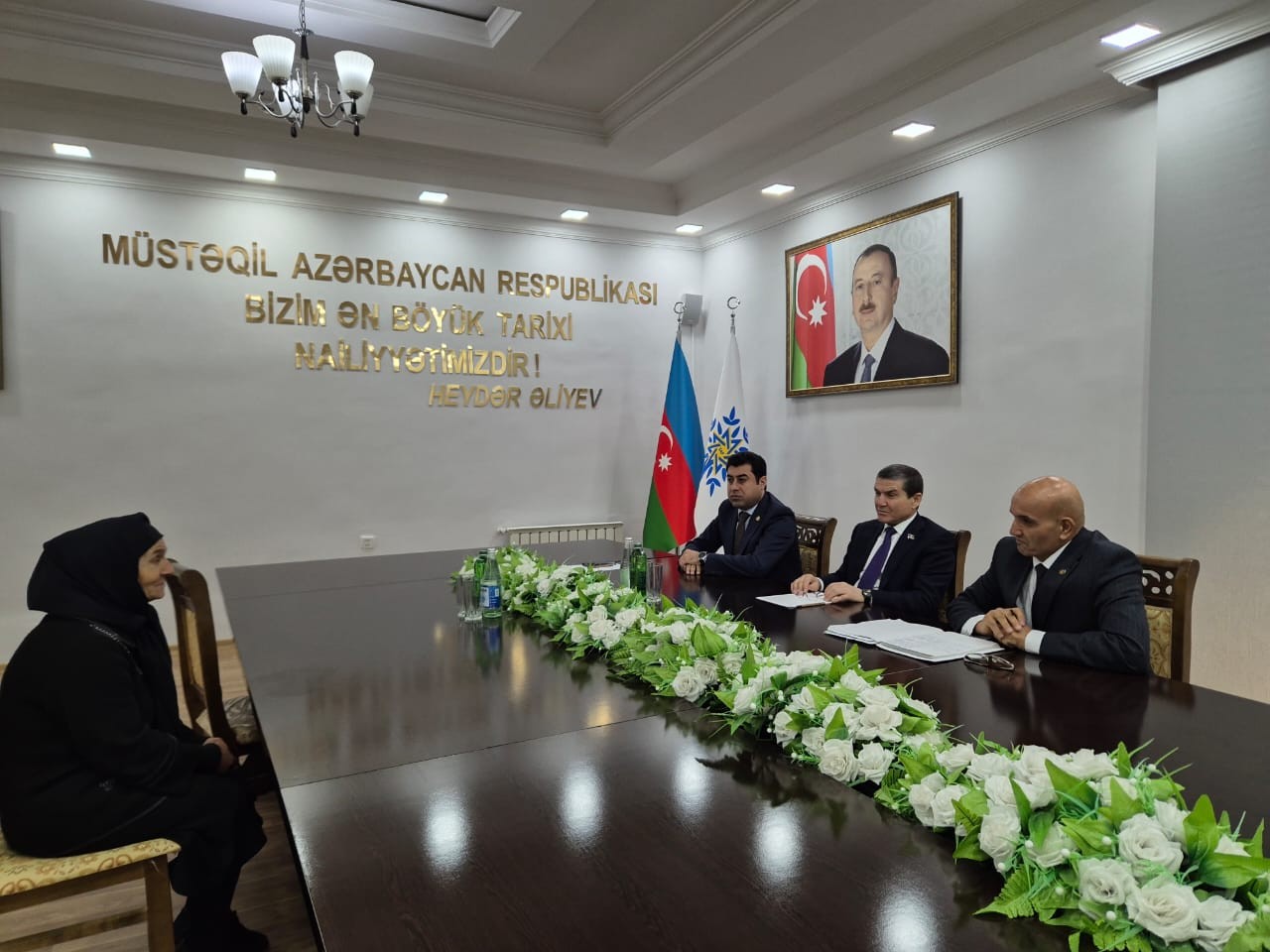 Deputat Bədəl Bədəlov seçiciləri ilə görüşdü - FOTOLAR