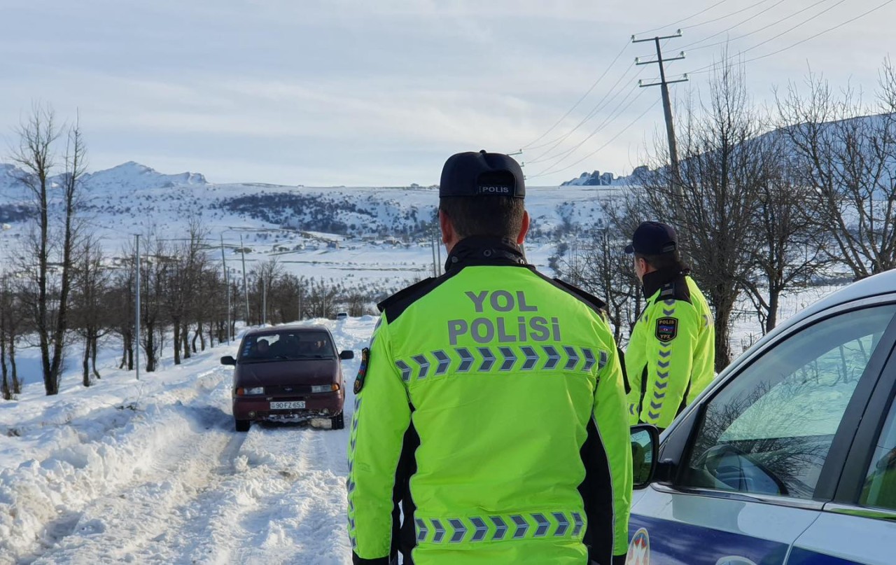 Lerikdə polis faziləsiz rejimdə fəaliyyətini davam etdirir - FOTOLAR