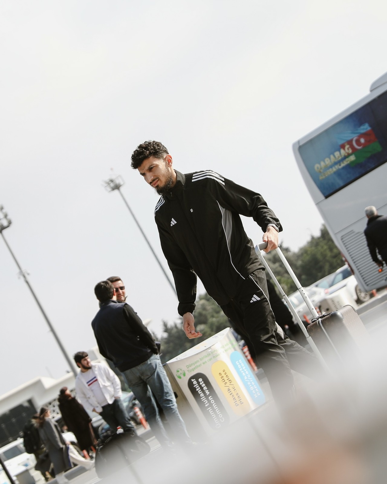 “Qarabağ” İngiltərəyə getdi - FOTOLAR