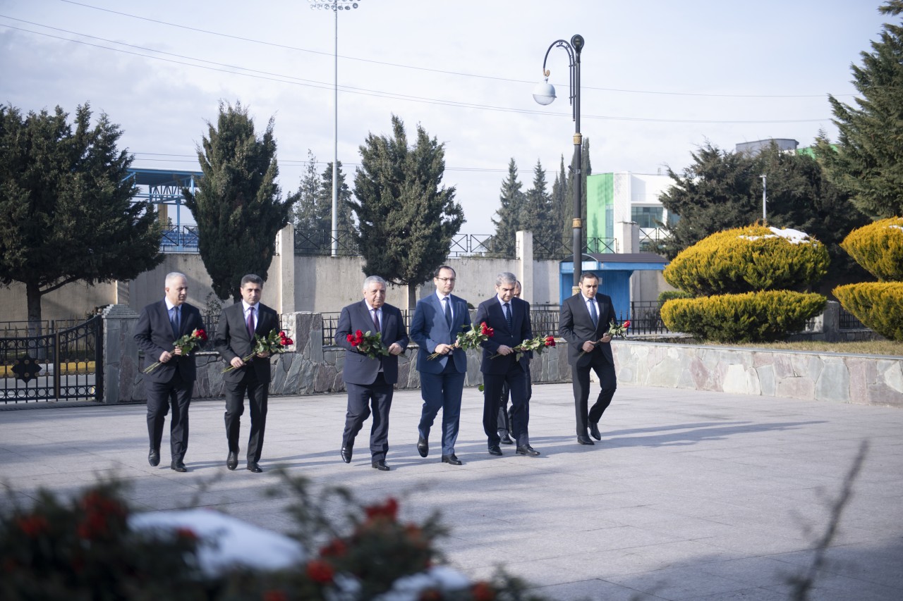 Nazir qəhvəyi mərmər bağacığına qarşı mübarizə tədbirlərini müzakirə etdi - FOTOLAR