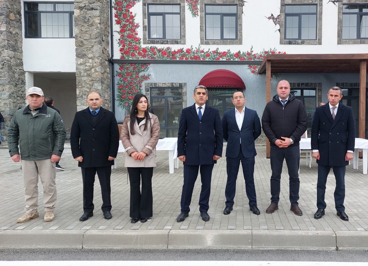 Növbəti köç karvanı Məmmədbəyli kəndinə çatıb - YENİLƏNİB