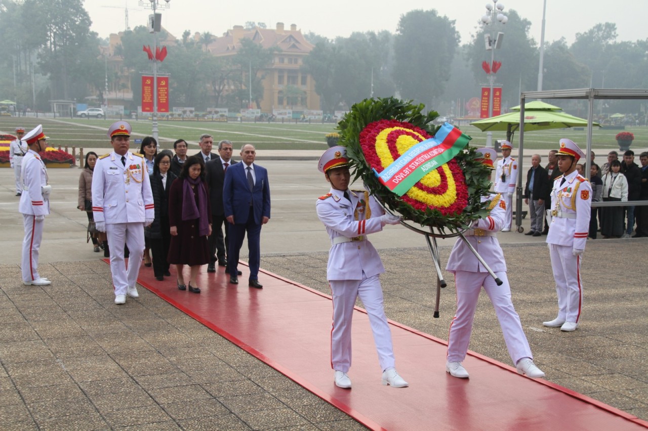 Tahir Budaqov Vyetnamda səfərdədir - FOTOLAR