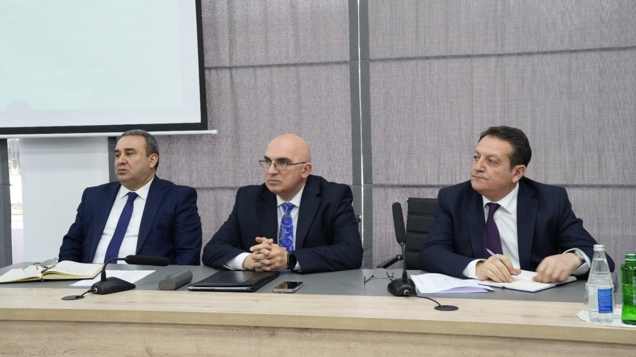 AƏSMA-da ikinci ali təhsil üzrə tələbələrlə görüş keçirilib - FOTOLAR