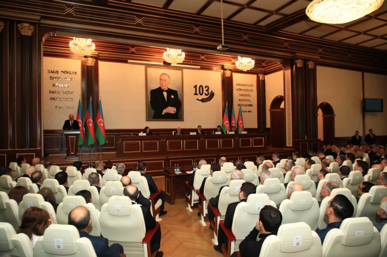 Gəncədə hesabat yığıncağı keçirildi - FOTOLAR