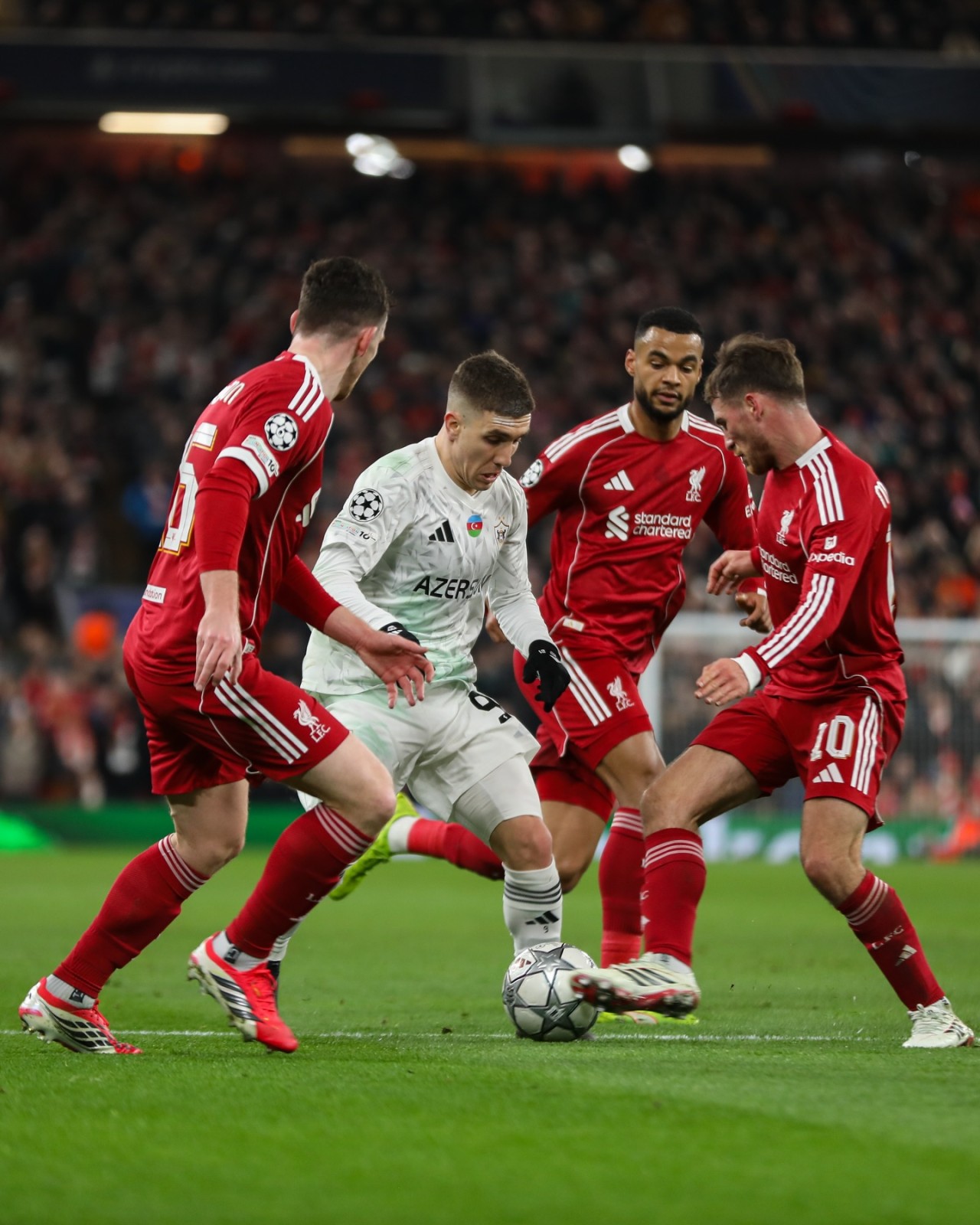 “Enfild” bu dəqiqələrdə... - FOTOLAR