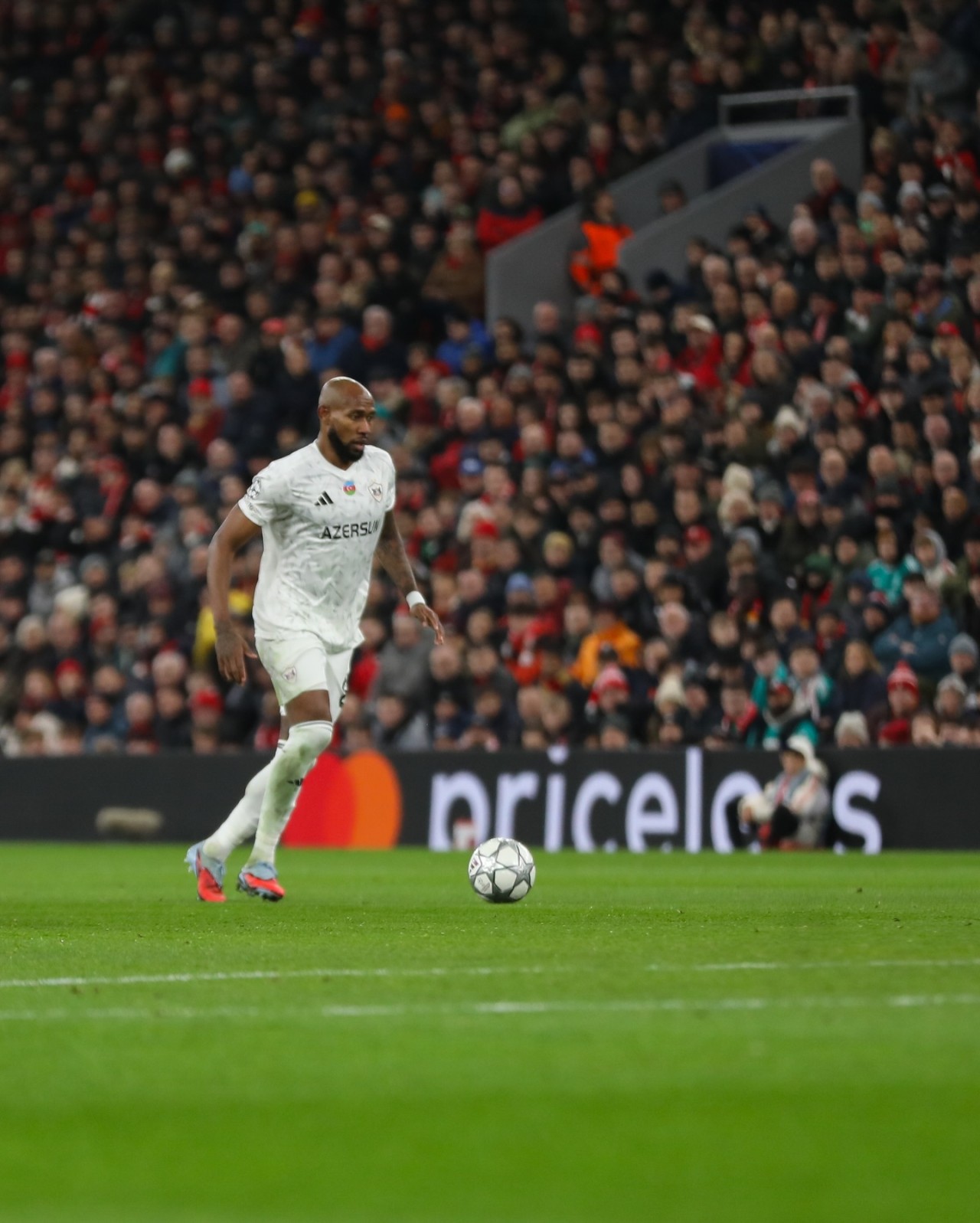 “Enfild” bu dəqiqələrdə... - FOTOLAR