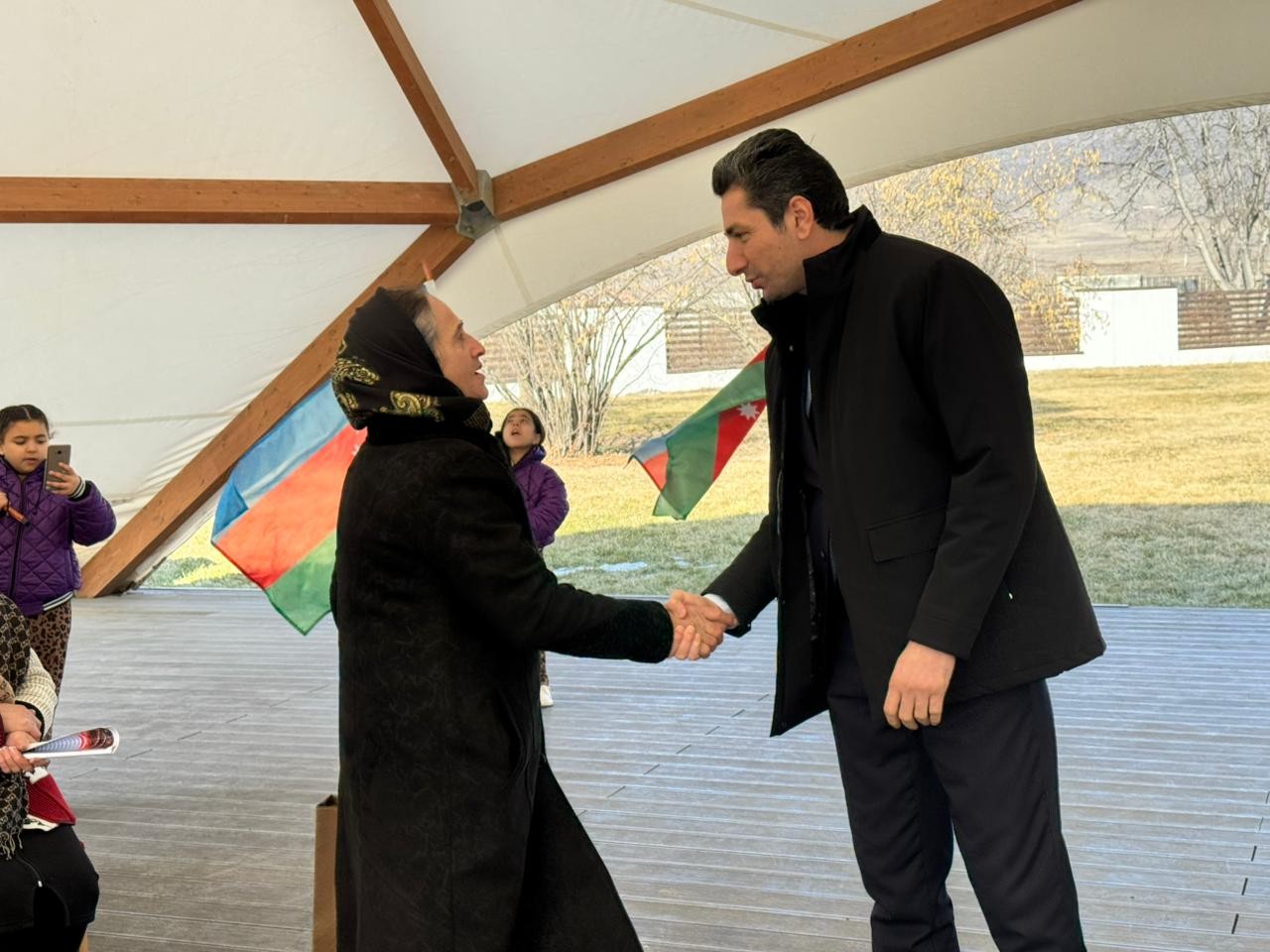 Xankəndi, Xocalı və Ağdərəyə yola salınan köç karvanları çatıb - YENİLƏNİB