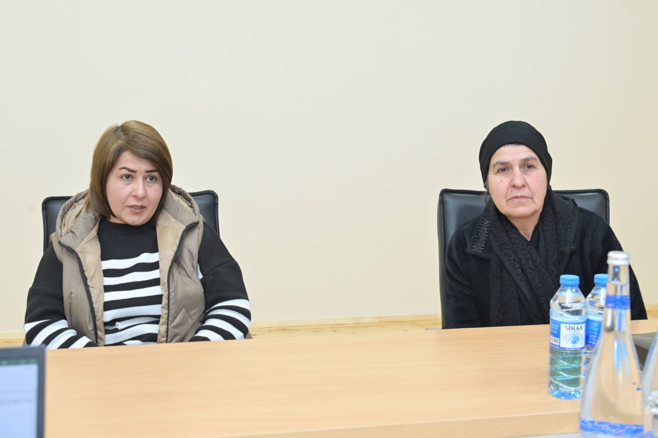 Emin Əmrullayev vətəndaşları qəbul etdi - FOTOLAR