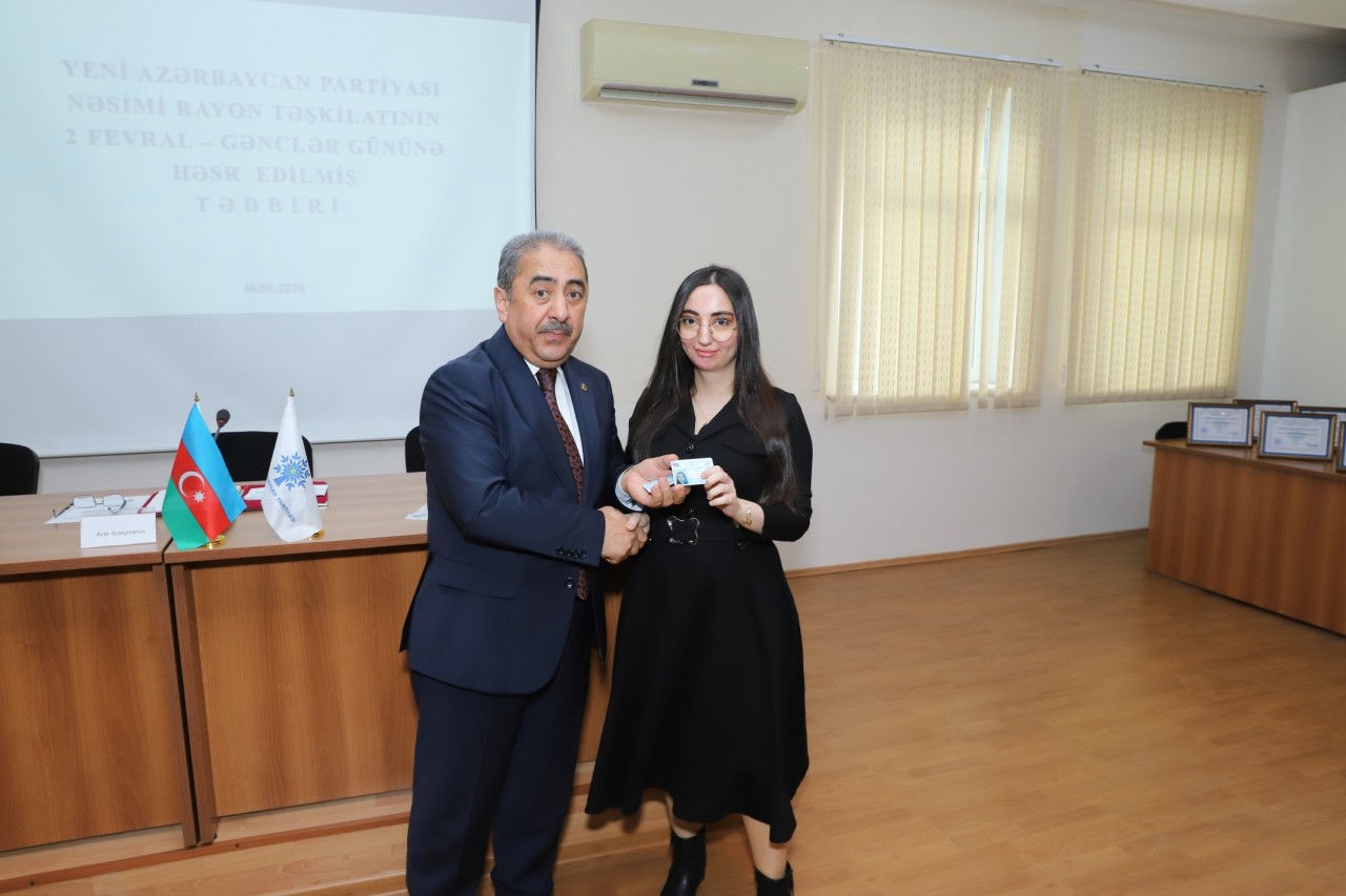 YAP Nəsimi rayon təşkilatı Gənclər Günü bağlı tədbir keçirdi - FOTOLAR