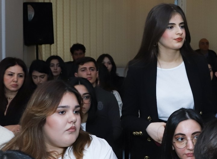 YAP Nəsimi rayon təşkilatı Gənclər Günü bağlı tədbir keçirdi - FOTOLAR