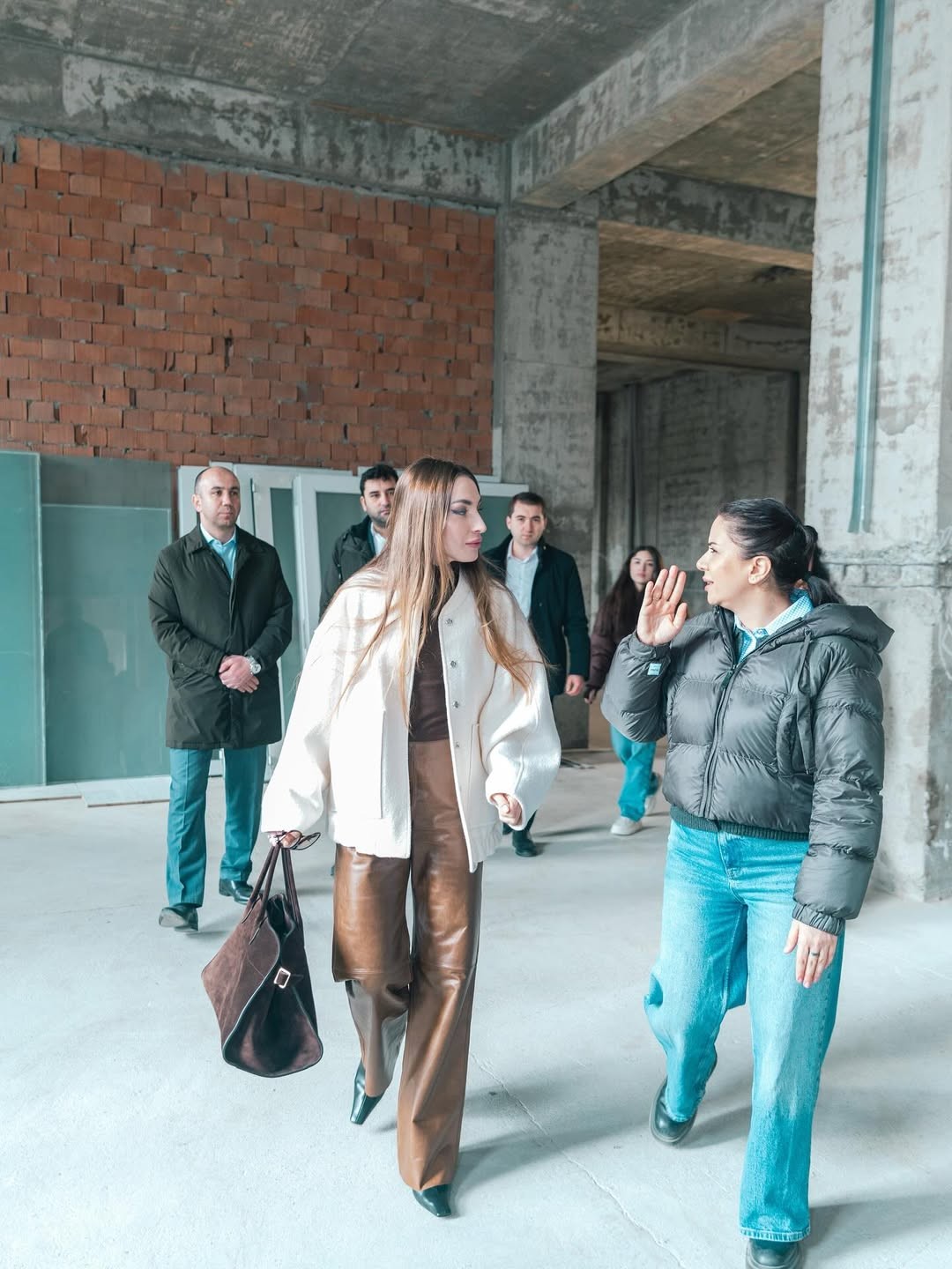 Prezidentin gəlini Atletlər kəndində - Fotolar