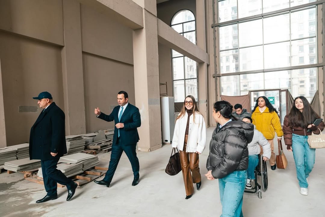 Prezidentin gəlini Atletlər kəndində - Fotolar