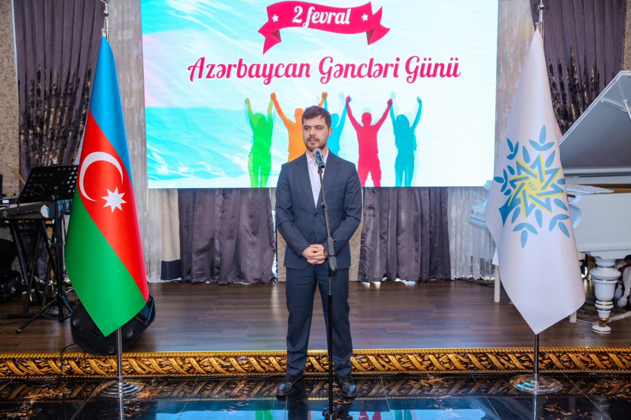 YAP Binəqədi rayon təşkilatı gənclərlə tədbir keçirdi - FOTOLAR