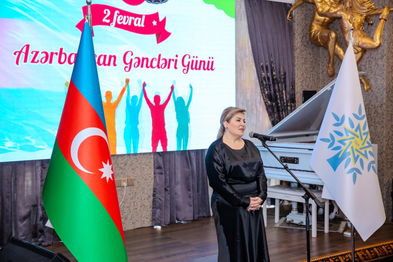 YAP Binəqədi rayon təşkilatı gənclərlə tədbir keçirdi - FOTOLAR