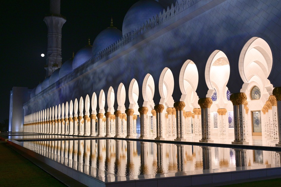 Leyla Əliyeva Əbu-Dabidə Şeyx Zayed məscidini ziyarət etdi - FOTOLAR