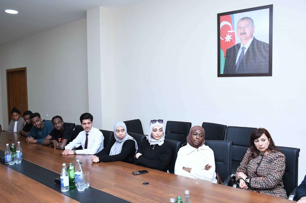 20 ölkəni təmsil edən əcnəbi tələbələr ADAU-da olublar - FOTOLAR