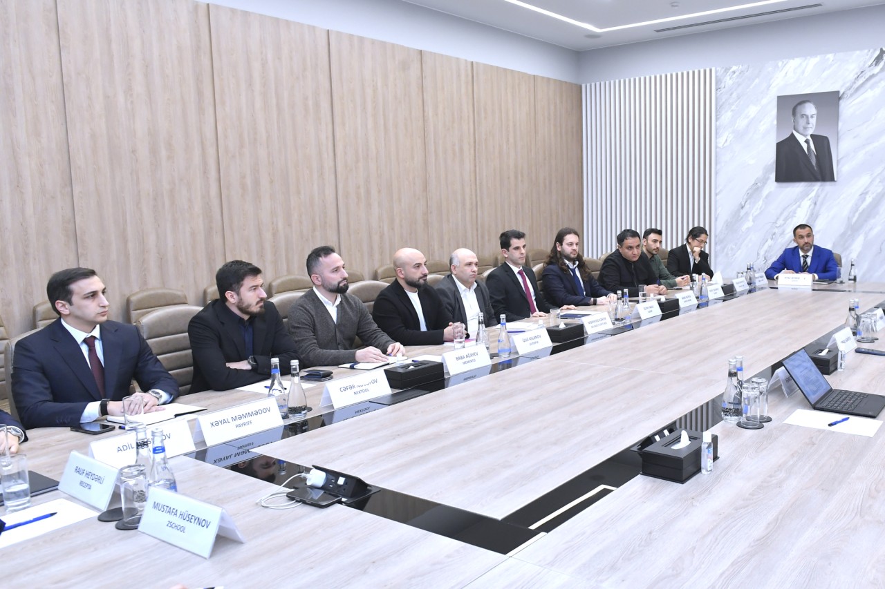 Rəşad Nəbiyev startap nümayəndələri ilə görüşüb - FOTOLAR