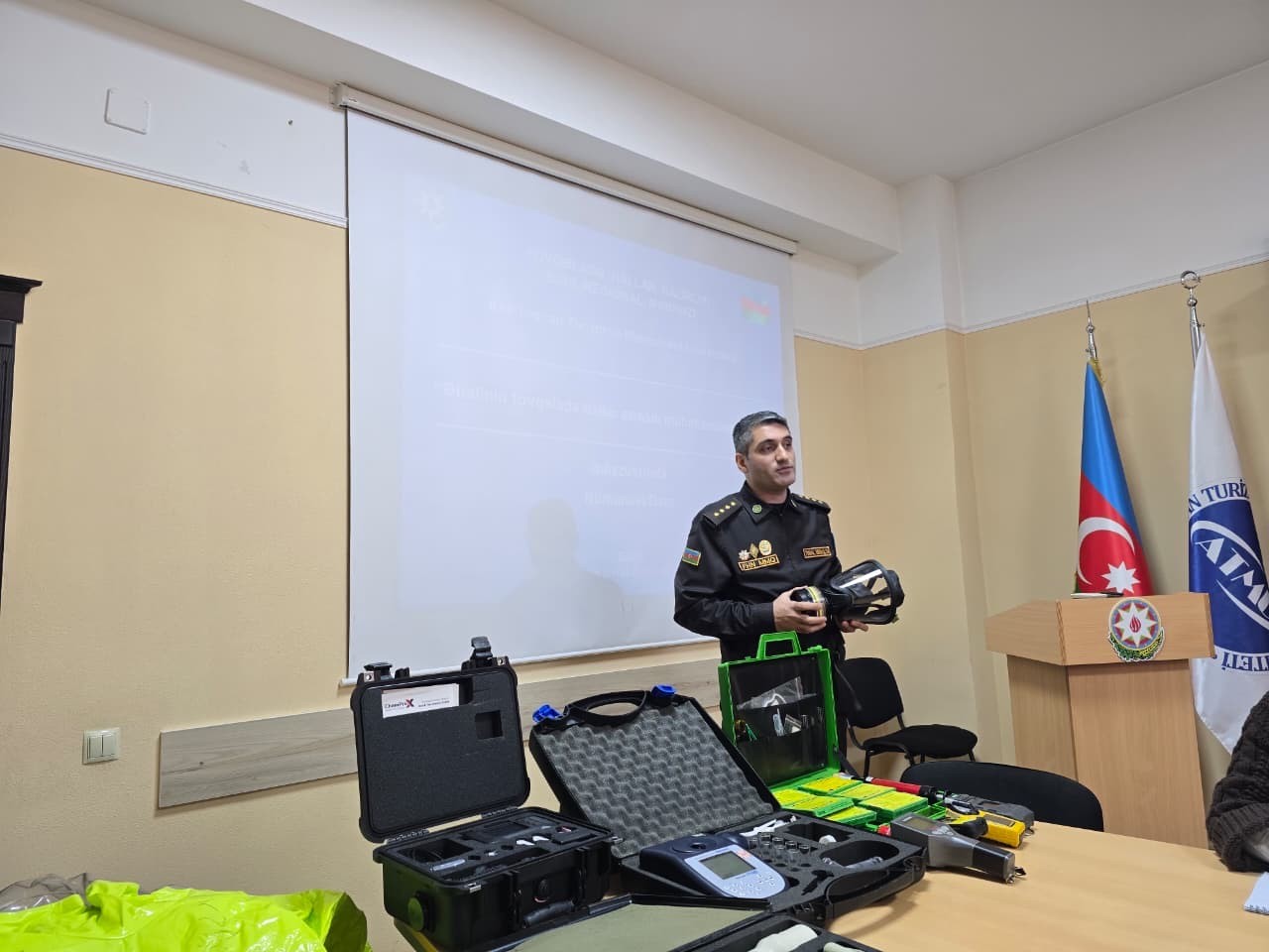 ATMU-da nümunəvi dərs keçirildi - FOTOLAR