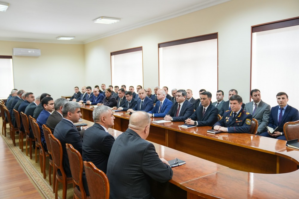 Prezidentin nümayəndəsi Naxçıvanın yeni Baş nazirini kollektivə təqdim etdi - FOTOLAR