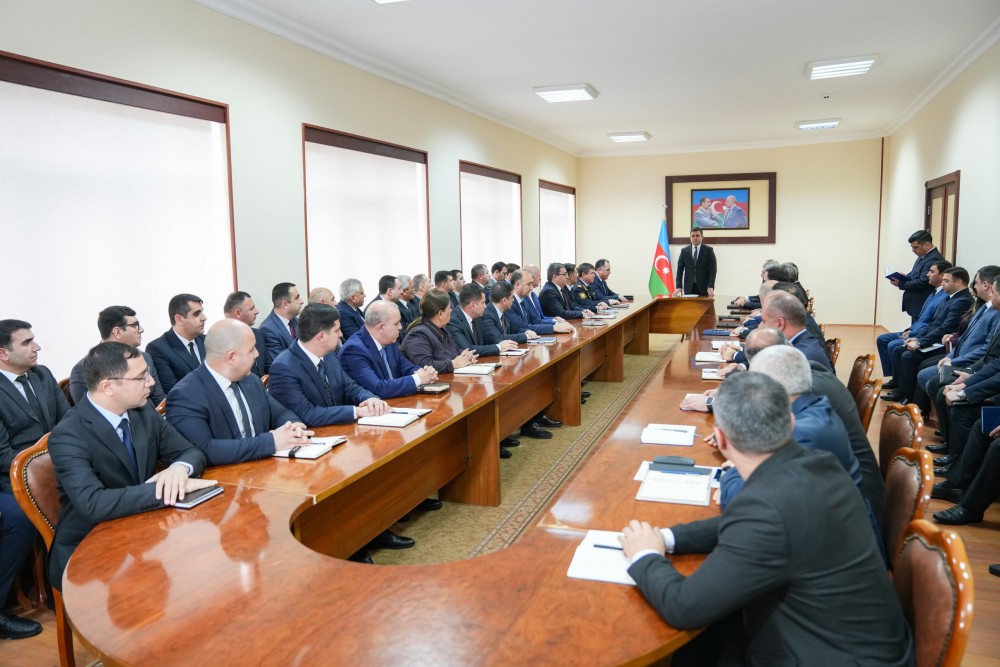 Prezidentin nümayəndəsi Naxçıvanın yeni Baş nazirini kollektivə təqdim etdi - FOTOLAR