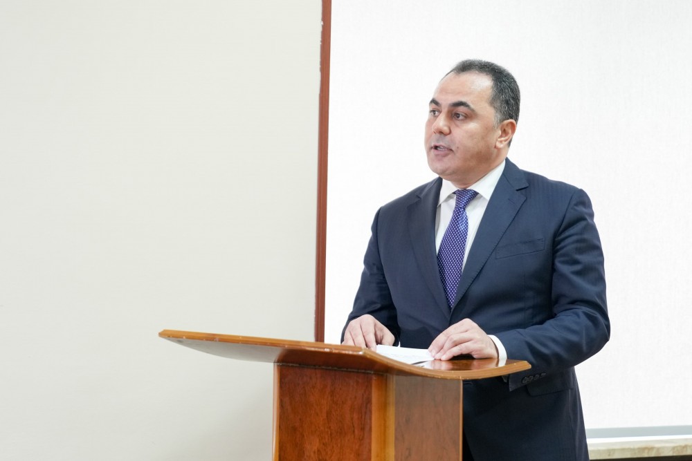 Prezidentin nümayəndəsi Naxçıvanın yeni Baş nazirini kollektivə təqdim etdi - FOTOLAR