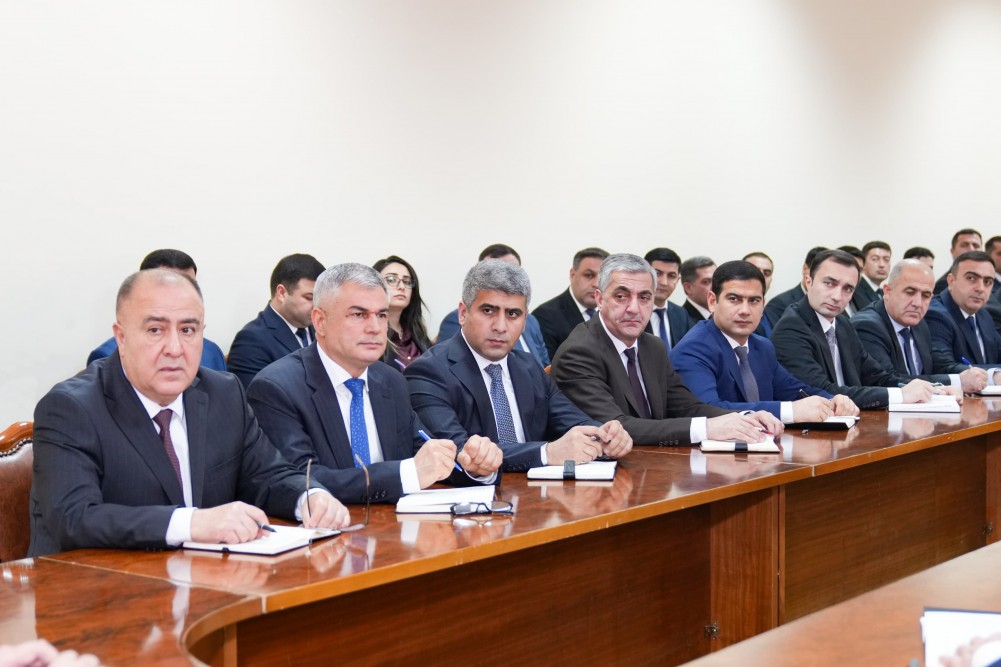 Prezidentin nümayəndəsi Naxçıvanın yeni Baş nazirini kollektivə təqdim etdi - FOTOLAR