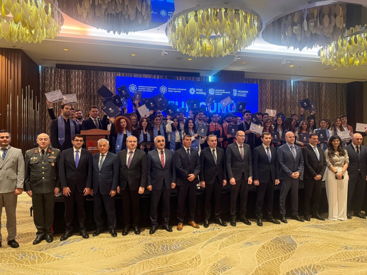 BMU tələbələri Kibertəhlükəsizlik Mərkəzinin məzunları sırasında - FOTOLAR