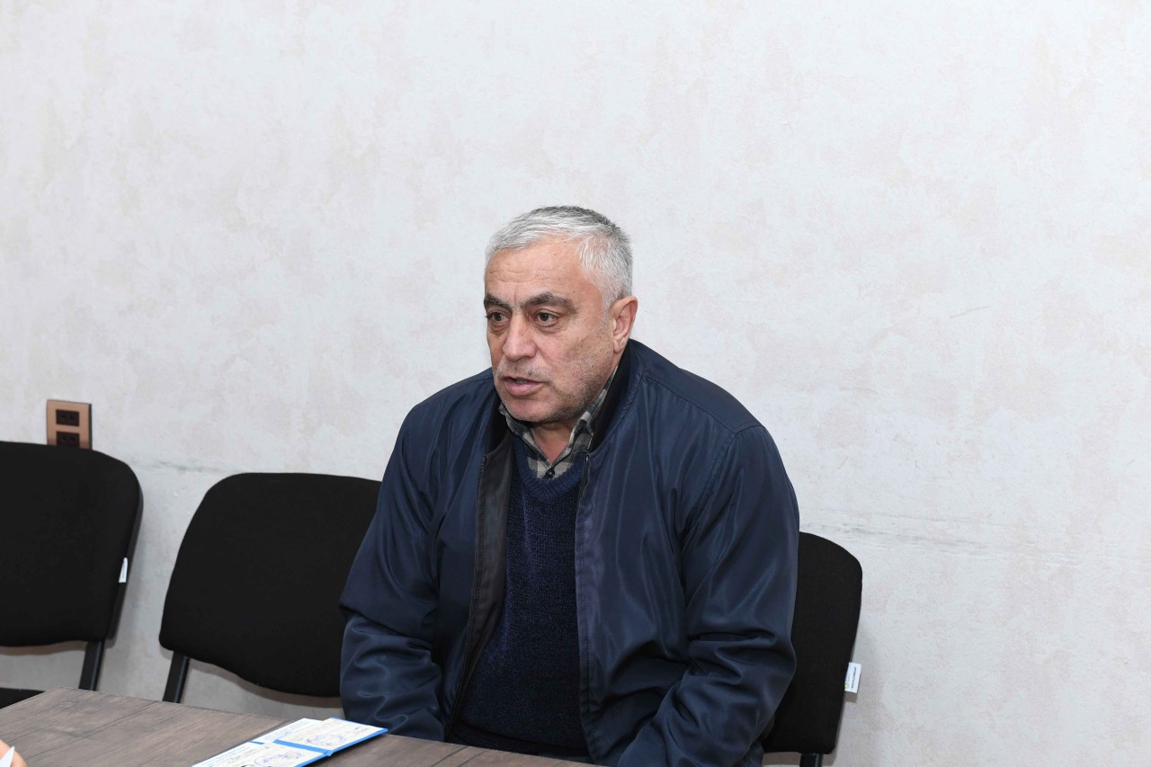 Rövşən Rzayev vətəndaşların müraciətlərini dinlədi - FOTOLAR