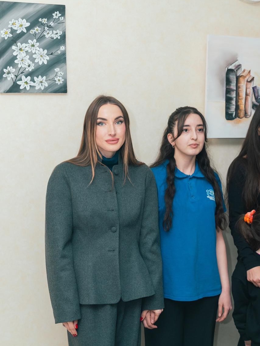 Prezidentin qızı və gəlini bu müəssisələri ziyarət etdilər - FOTOLAR