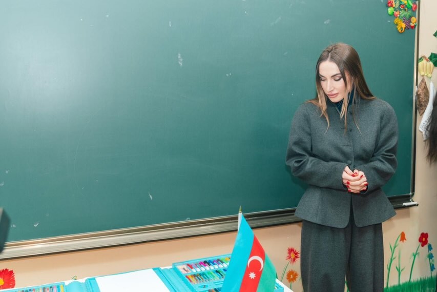 Prezidentin qızı və gəlini bu müəssisələri ziyarət etdilər - FOTOLAR