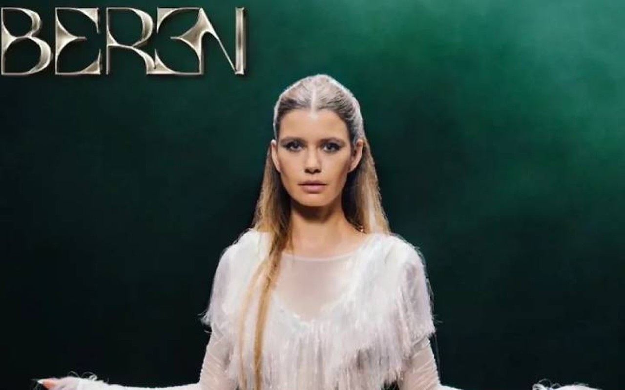 "Bihter" müğənni oldu -VİDEO