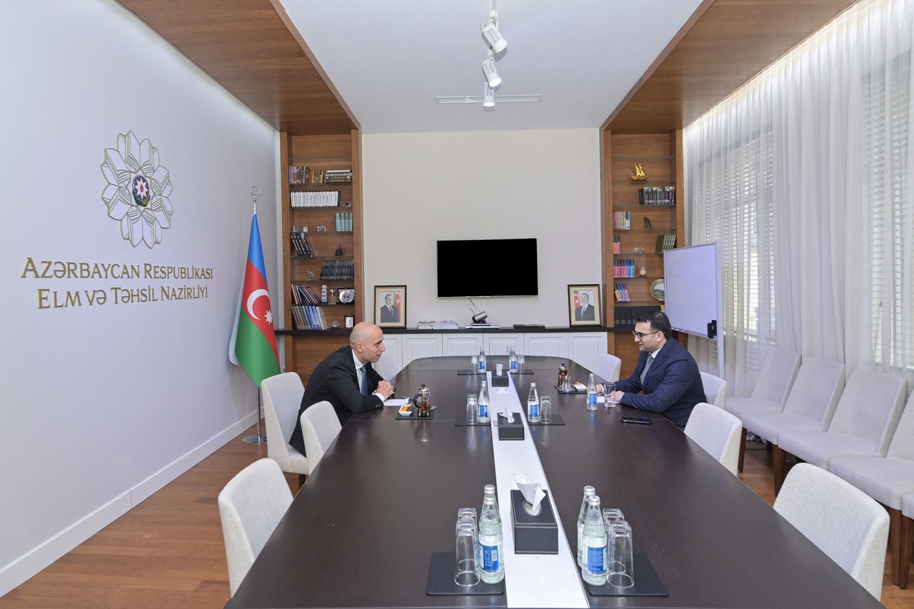 Emin Əmrullayev “Yüksəliş” müsabiqəsinin qalibləri ilə görüşdü - FOTOLAR