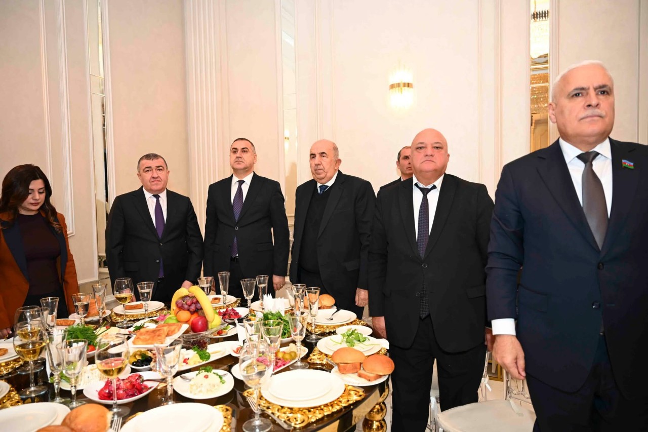 YAP Xətai rayon təşkilatının təsis olunmasının 33 illiyi qeyd edilib - FOTOLAR