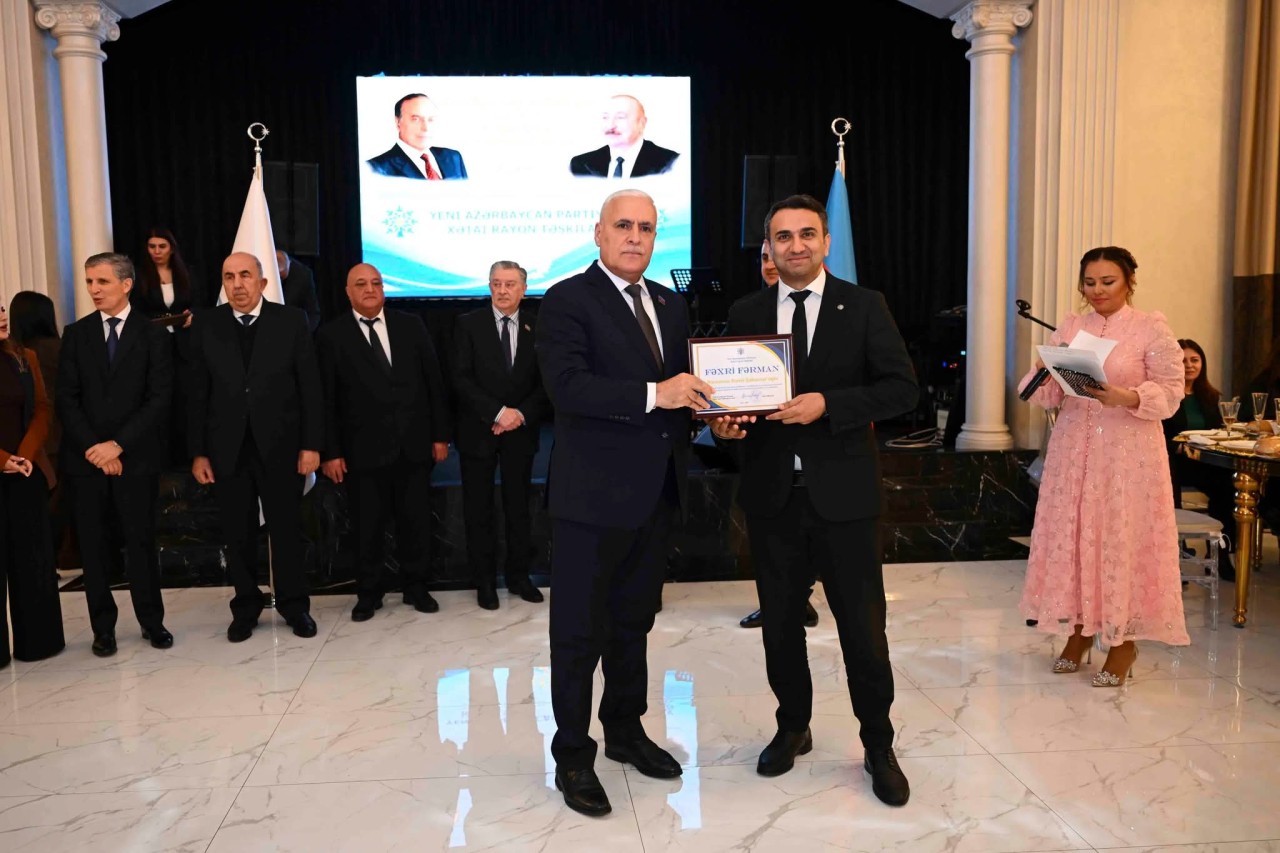 YAP Xətai rayon təşkilatının təsis olunmasının 33 illiyi qeyd edilib - FOTOLAR