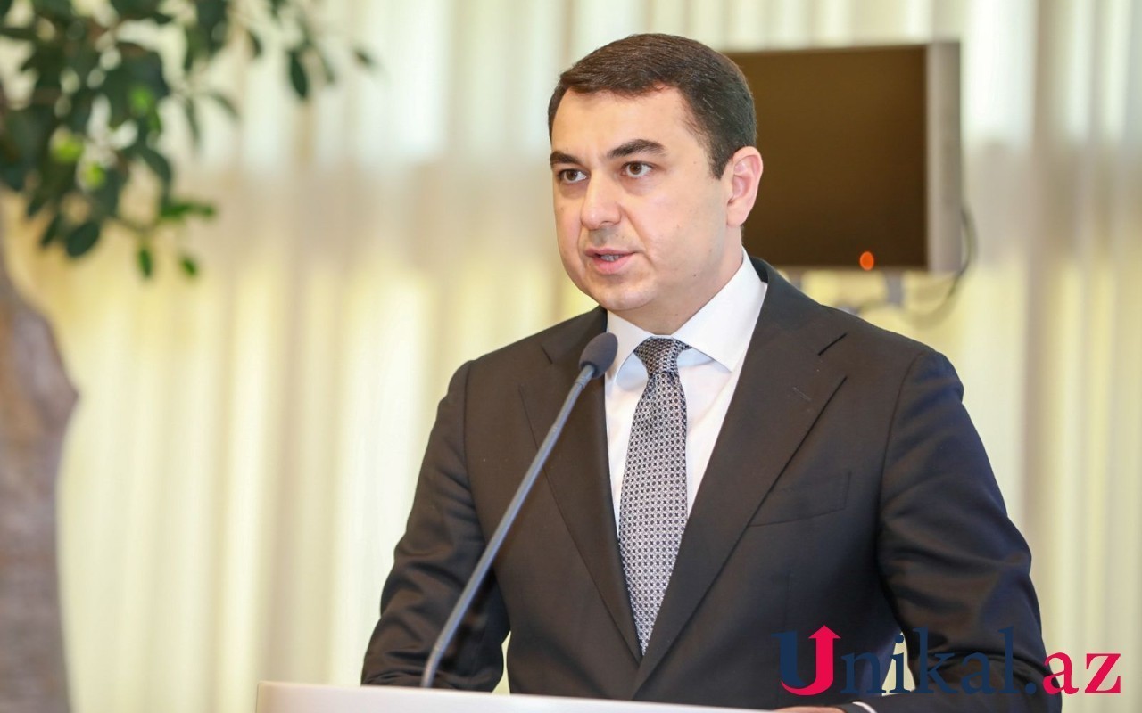 Nazir müşavirinidirektor təyin etdi