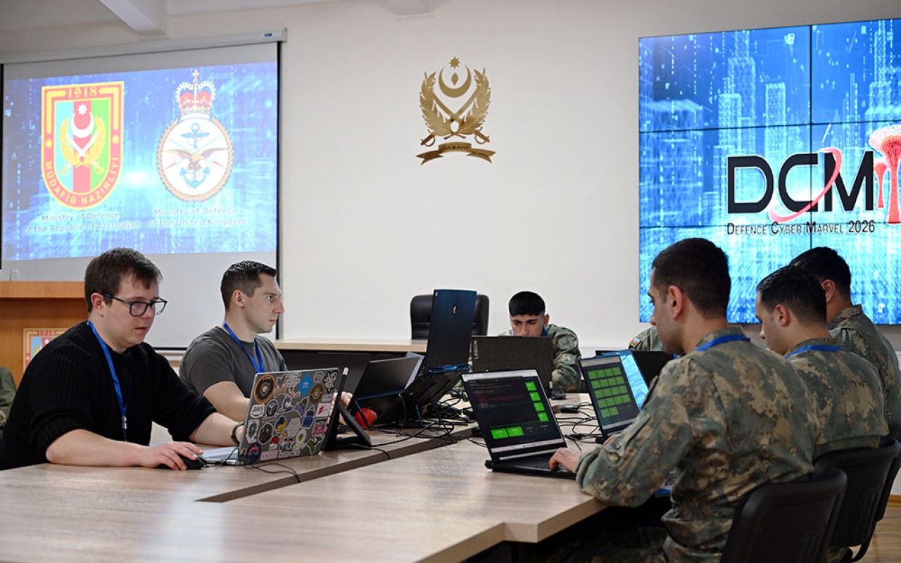 Azərbaycan və Britaniya hərbçiləri kibertəhlükəsizlik təlimində -FOTO