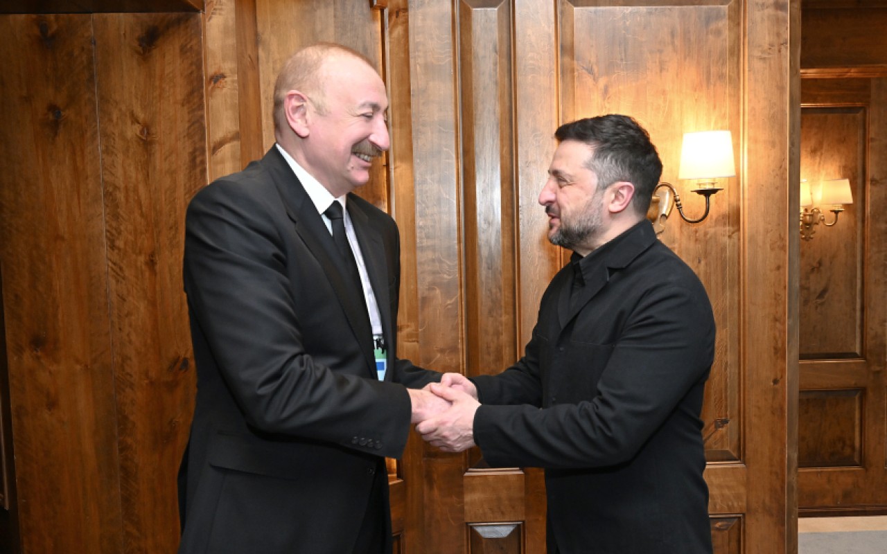 İlham Əliyev Münxendə Zelenski ilə görüşdü -FOTO (YENİLƏNİB)