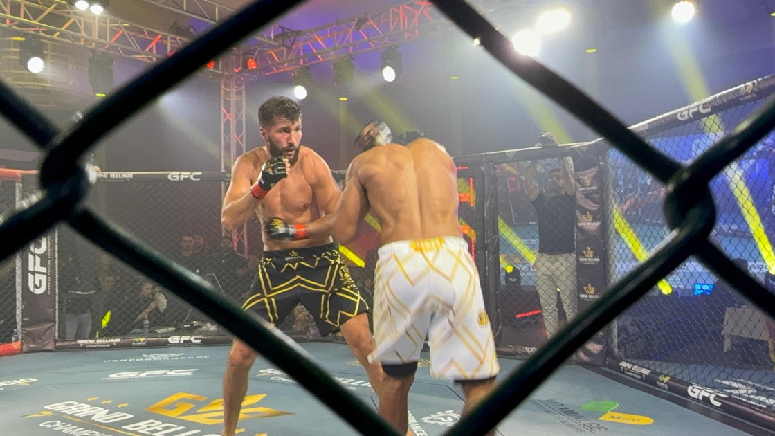 Azərbaycanlı idmançı MMA üzrə 3-cü qələbəsini qazandı - FOTO