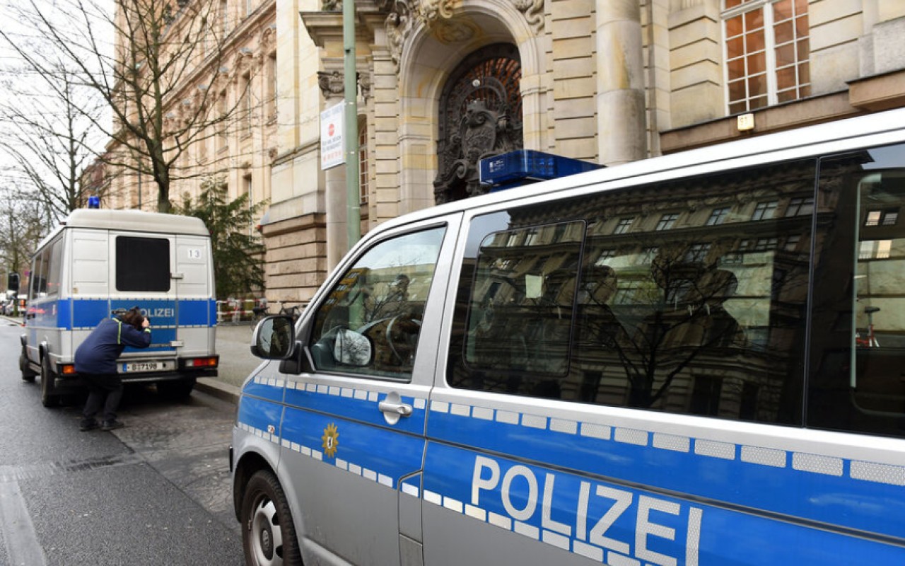 Almaniyada naməlum şəxslər bankı qarətetdilər