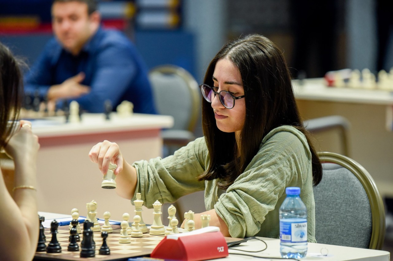 Üç şahmatçımız yarımfinala yüksəldi 