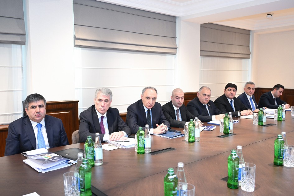 Samir Nuriyev Korrupsiyaya qarşı mübarizə üzrə Komissiyasının iclasını keçirdi - FOTOLAR