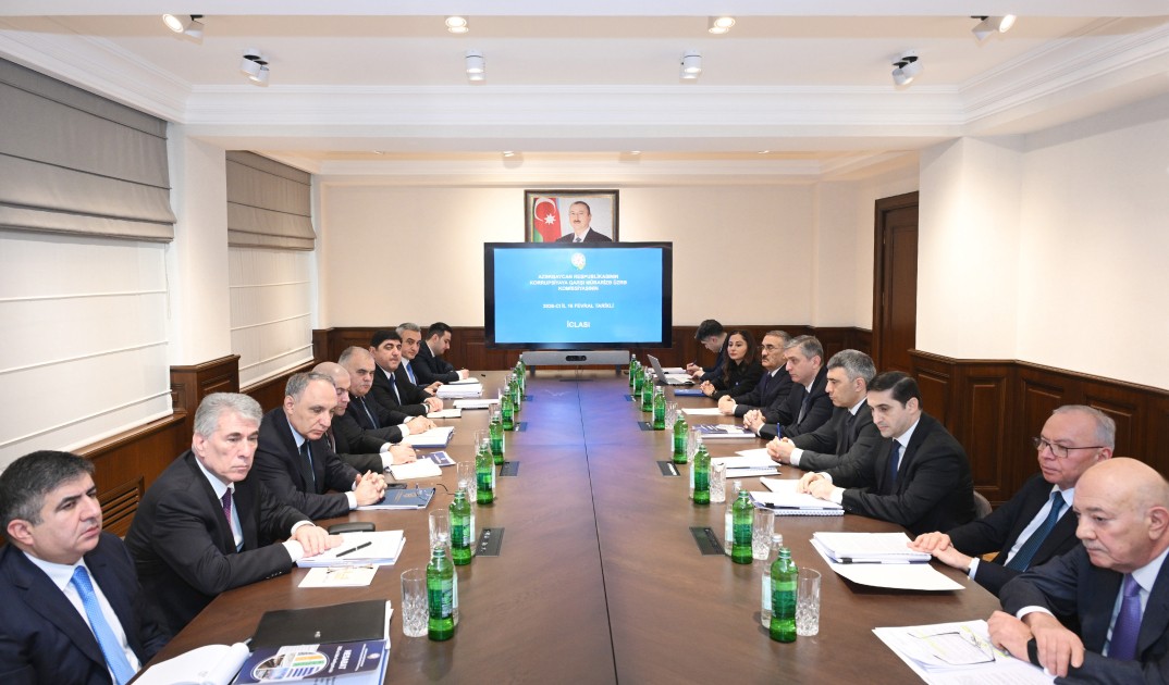 Samir Nuriyev Korrupsiyaya qarşı mübarizə üzrə Komissiyasının iclasını keçirdi - FOTOLAR