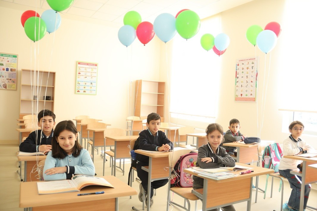 Ağdamın ilk məktəbində dərslər başladı - FOTOLAR