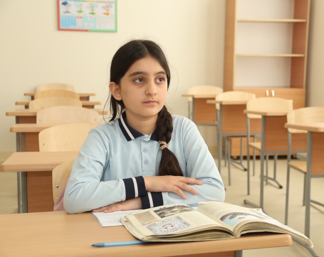 Ağdamın ilk məktəbində dərslər başladı - FOTOLAR