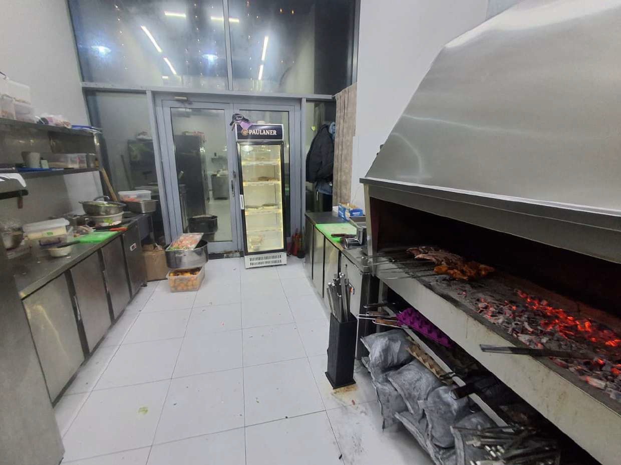 “Megastore” və “The Place”da istehlaka yararsız qida məhsulları aşkarlandı