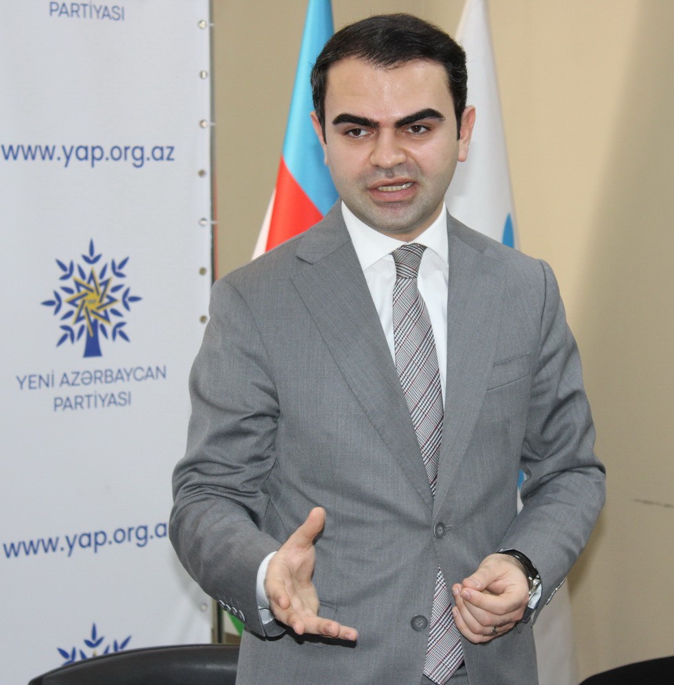 “Gənc liderlər məktəbi” layihəsinin açılış mərasimi keçirildi - FOTOLAR